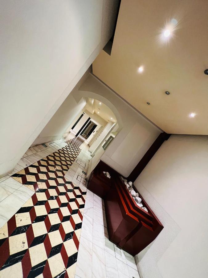 Crops City Stay Apartment 14 Триест Экстерьер фото