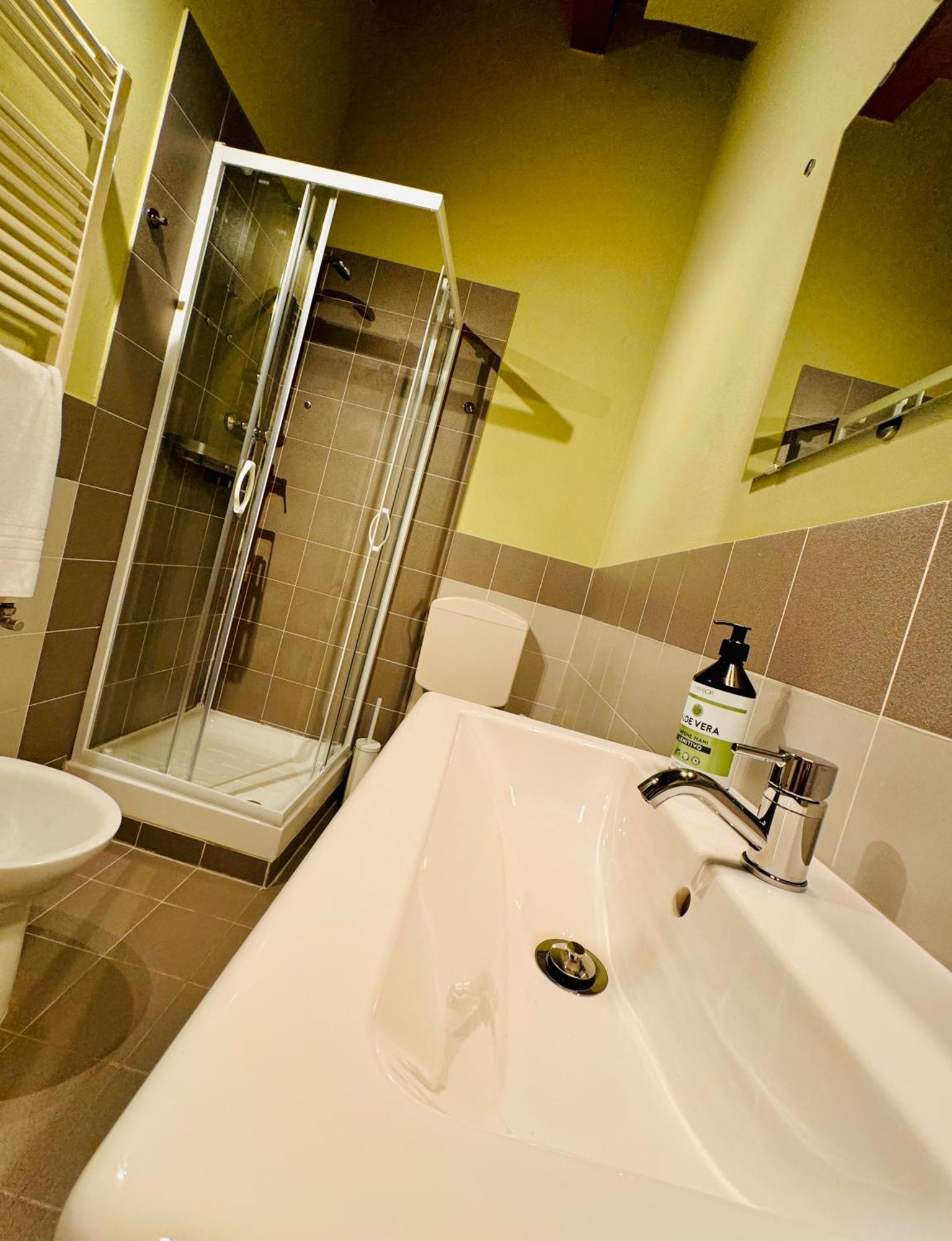 Crops City Stay Apartment 14 Триест Экстерьер фото
